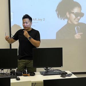 Rokid Talk and AR Glasses Demonstration Workshop